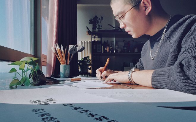 下载 (1).jpg 下载 (1).jpg