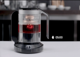 Teplo: connected tea pot for a personalized tea experience